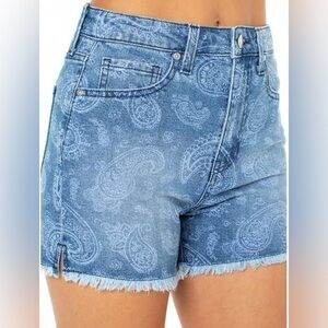 2/$25 Celebrity Pink Paisley Western Medium Blue High Rise Denim Jean Shorts 31